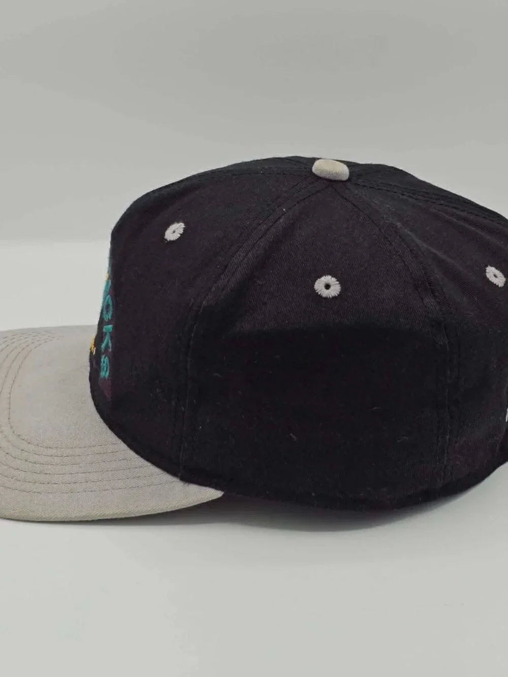 Anaheim Mighty Ducks Vintage 90s Cord Back #1 Apparel Hat  NHL Hockey Cap
